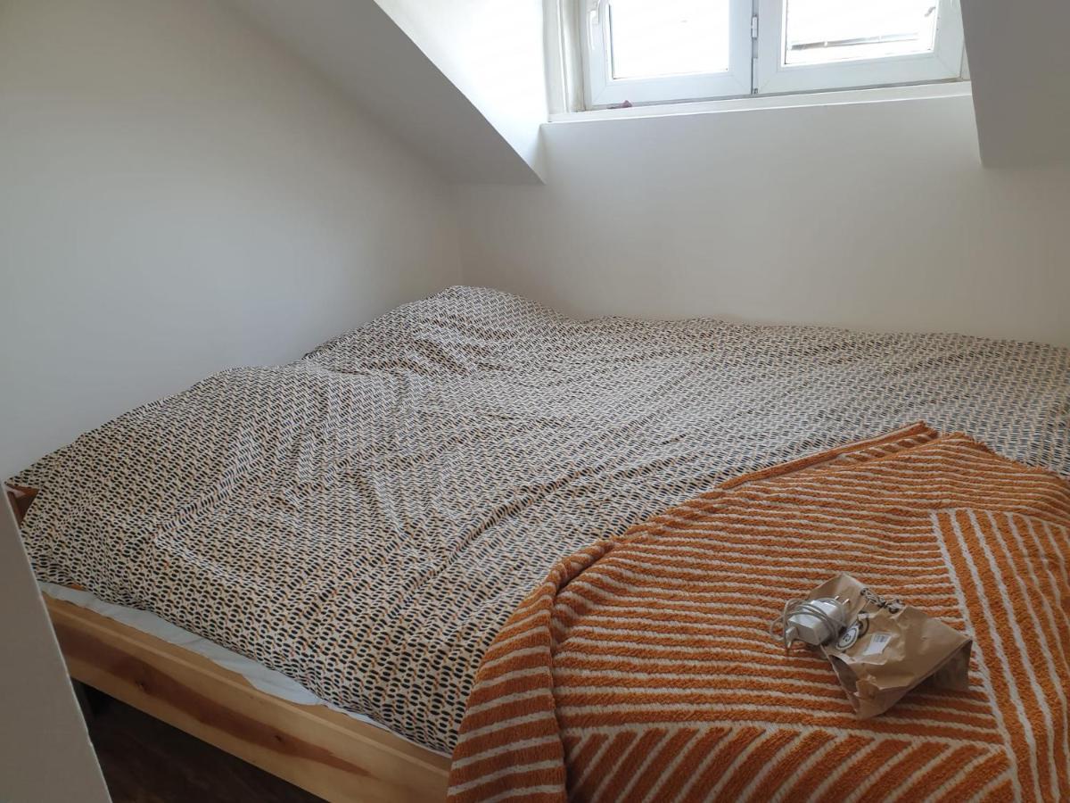 Music Benedikta Apartmán *